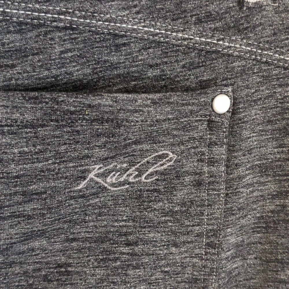 10 Short Kuhl Gray Pull On Style Stretchy Activewear Pants - Picture 6 of 15